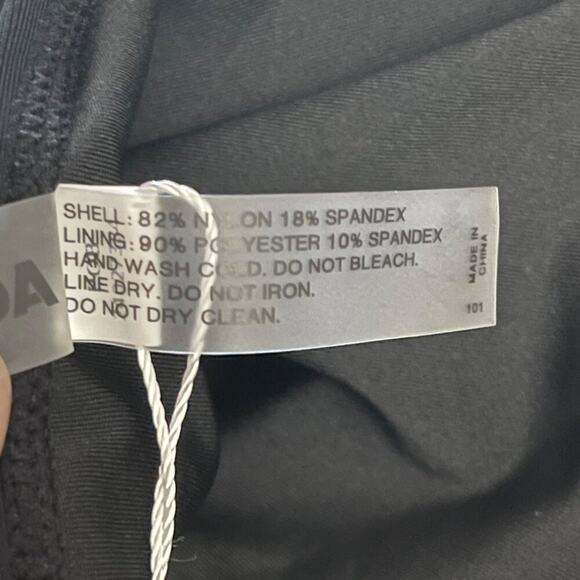 Aqua Eve Women’s Plus 20W Black One Piece Swimsuit V-Neck Halter Tummy Control - Picture 5 of 6